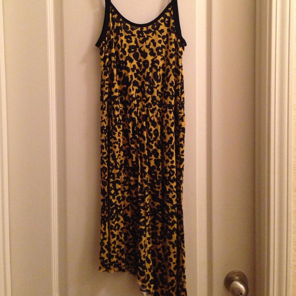 COPY - Asymmetrical Cheetah Print Dress - Picture 4 of 4